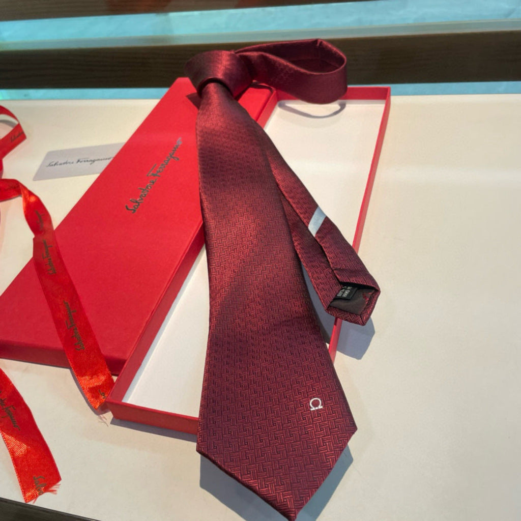 Ferragamo Style Men's Gancini Silk Tie