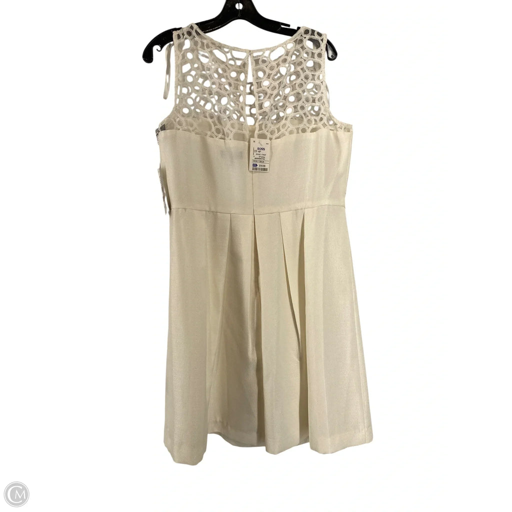 Dress Casual Short By Cmc In White, Size: 14