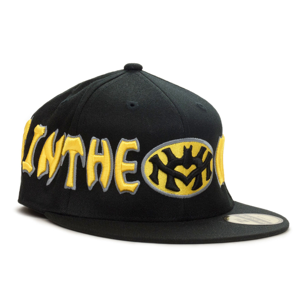 BATMAN FITTED BLACK/YELLOW HAT