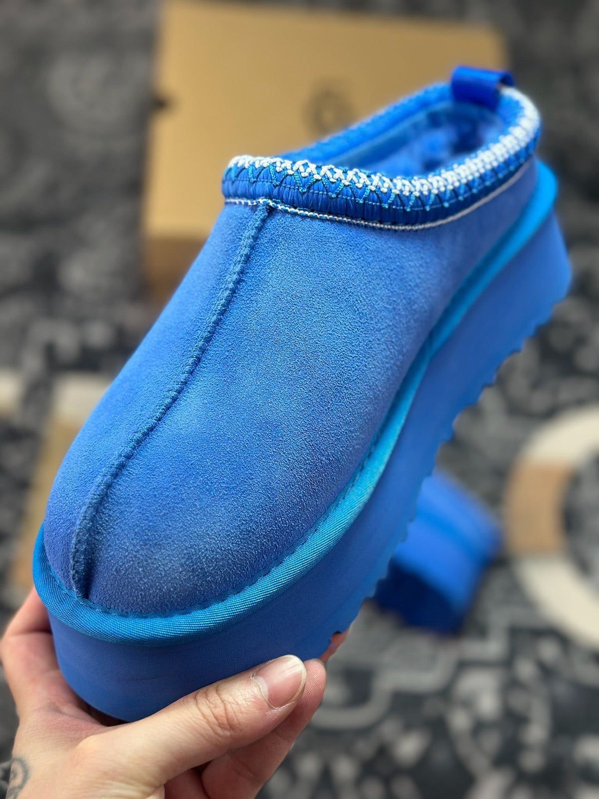 UGG Tazz Platform Snow Boots