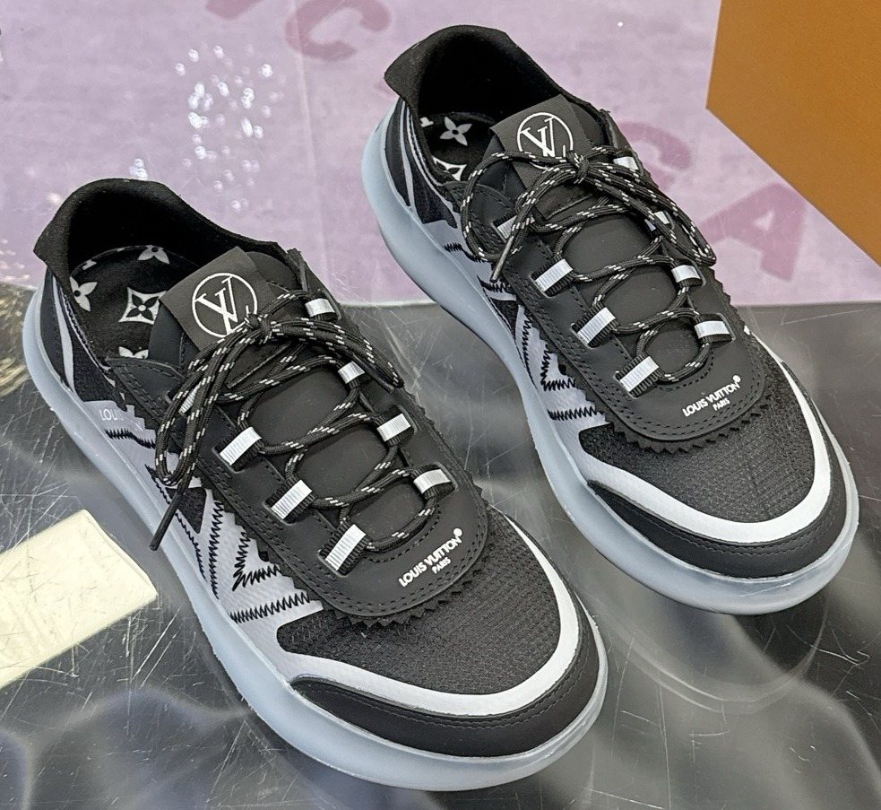 Louis Vuitton Mesh Panel Low-Top Sneakers