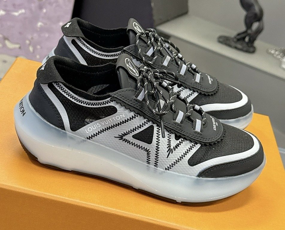 Louis Vuitton Mesh Panel Low-Top Sneakers