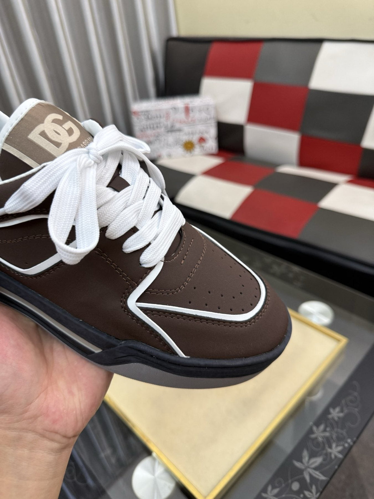 Dolce & Gabbana Brown Piped Low-Top Sneakers