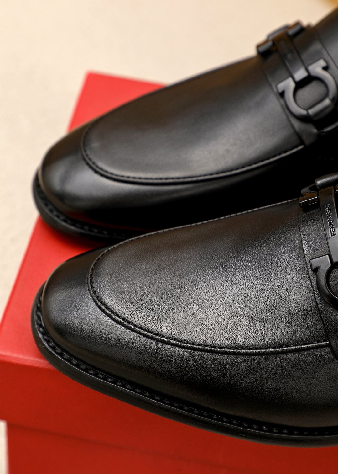 Ferragamo Black Leather Bit Loafers
