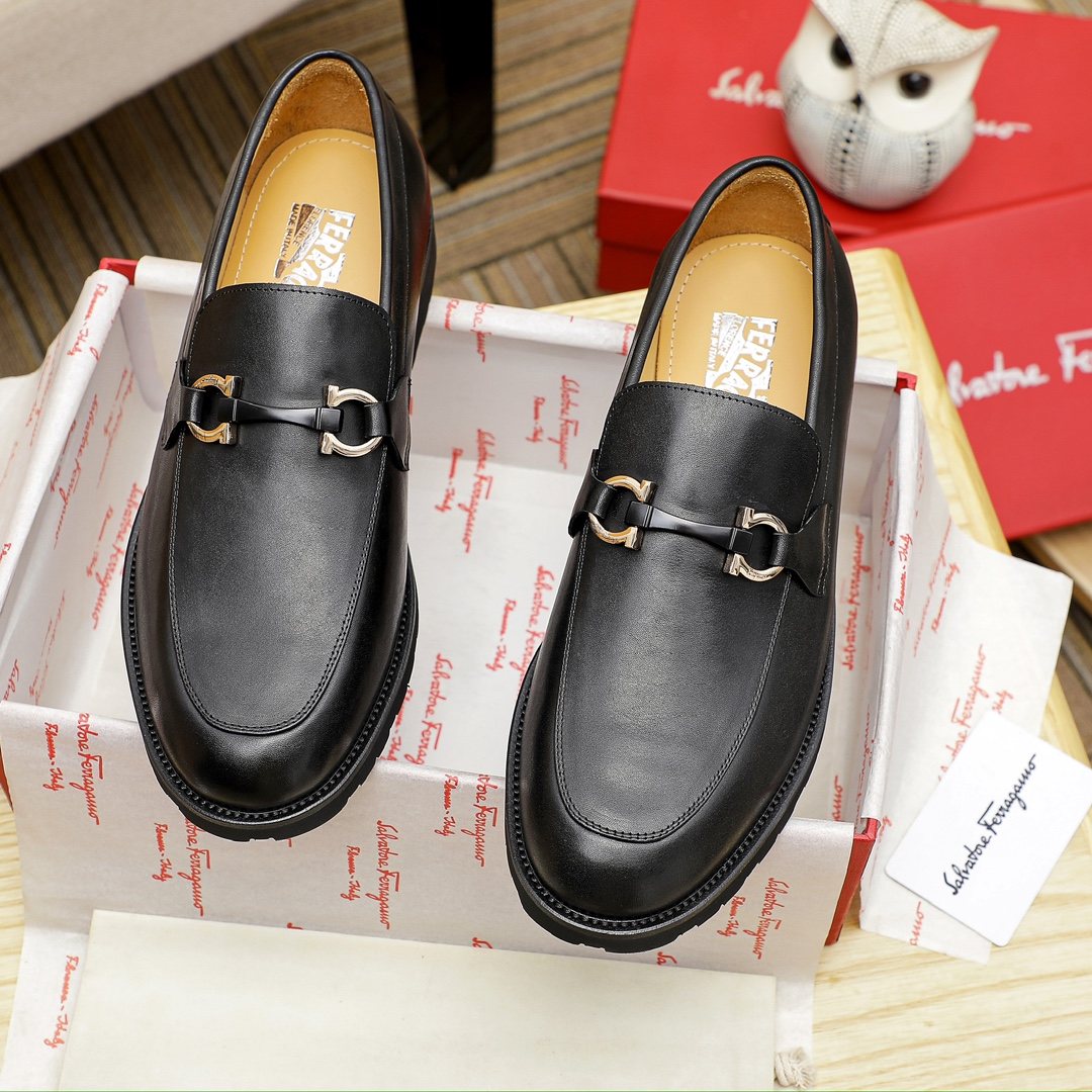 Ferragamo Black Bit Loafers - Rounded Toe