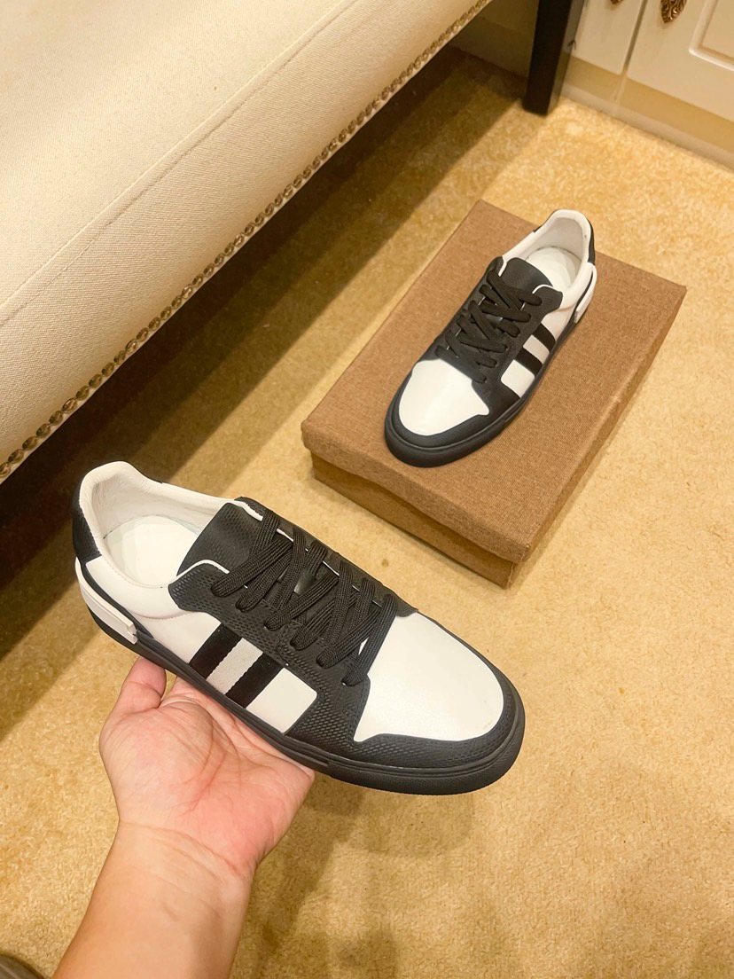 Dolce & Gabbana Black and White Stripe Low-Top Sneakers