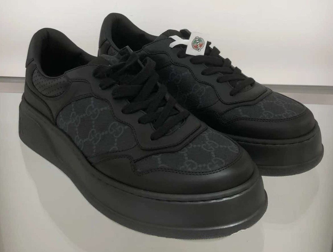 Gucci Men's Black Patterned Low-Top Sneakers