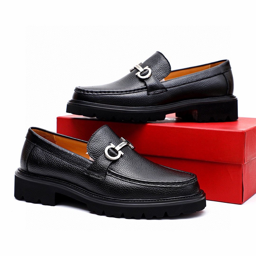 Salvatore Ferragamo Men's Black Lug Sole Bit Loafers