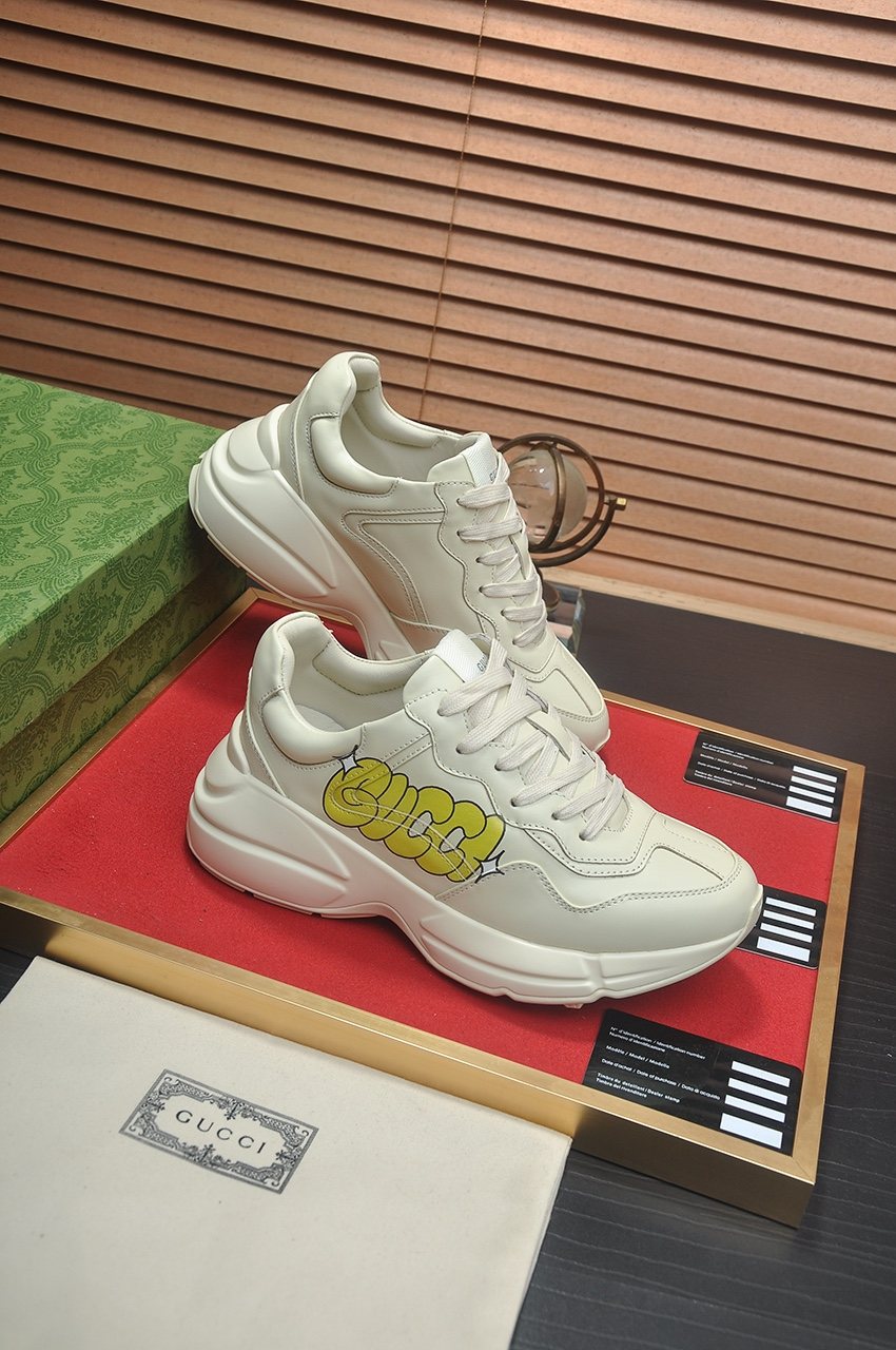 Gucci Off-White Red Accent Sneakers - Tonal Laces And Layered Upper Panels