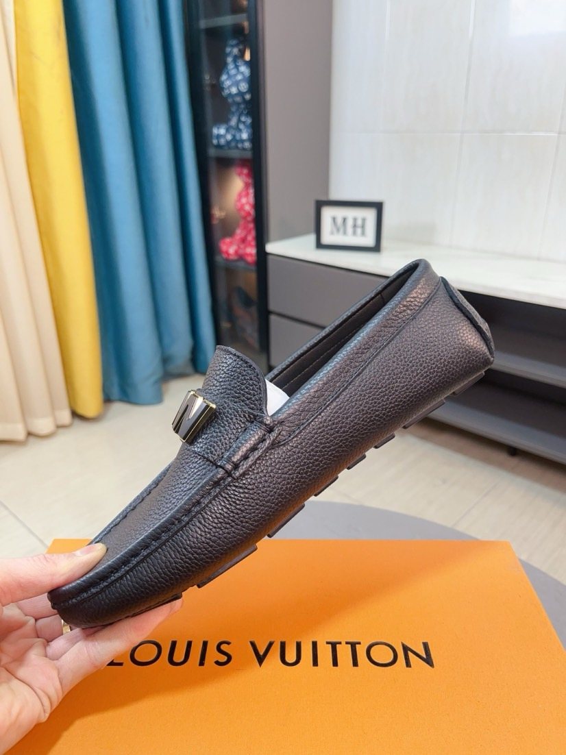 Louis Vuitton Pebbled Driving Loafers