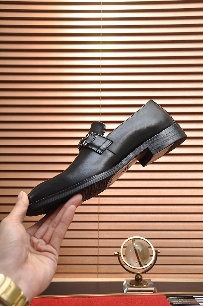 Hermès Men's H-Hardware Leather Loafers